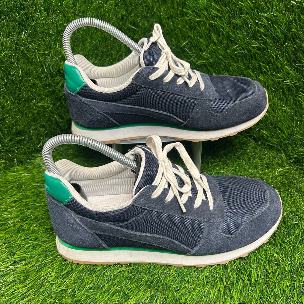 J. Crew City Sneaker Blue Green White Walking Shoe Sneaker Women's Size 8. BC254